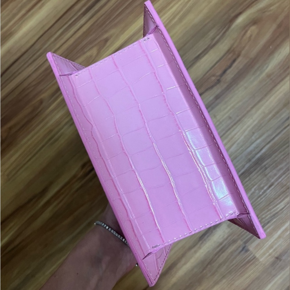 Pink Croc Embossed Moyen Bag - Picture 3 of 5